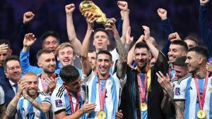 阿根廷赢得2022年世界杯：安赫尔-迪马利亚的最后表现使他处于梅西、马拉多纳和坎普斯的空气中