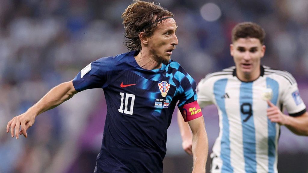 FIFA 2022年世界杯,卢卡-莫德里奇与克罗地亚的黄金时代被梅西的阿根廷队终结