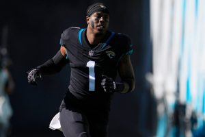 野外周末开赛时，NFL得分的目标是什么？