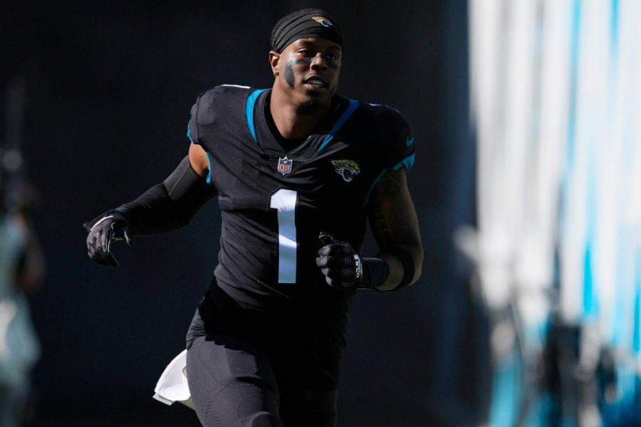 野外周末开赛时，NFL得分的目标是什么？