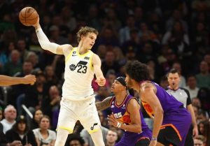 凤凰城太阳队对犹他爵士队 3/27/23--NBA竞猜与预测