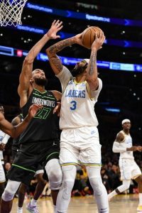洛杉矶湖人队对阵明尼苏达森林狼队 3/31/23 - NBA竞猜与预测
