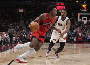 迈阿密热火队对阵多伦多猛龙队 3/28/23 - NBA推荐和预测