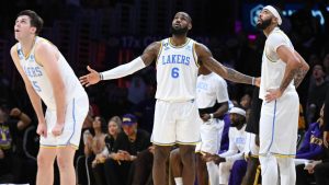 为什么你应该赌湖人队错过NBA季后赛并赢得NBA冠军？