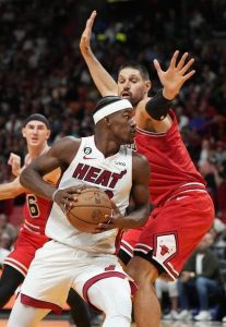 芝加哥公牛队对阵迈阿密热火队 4/14/23 - NBA推荐和预测